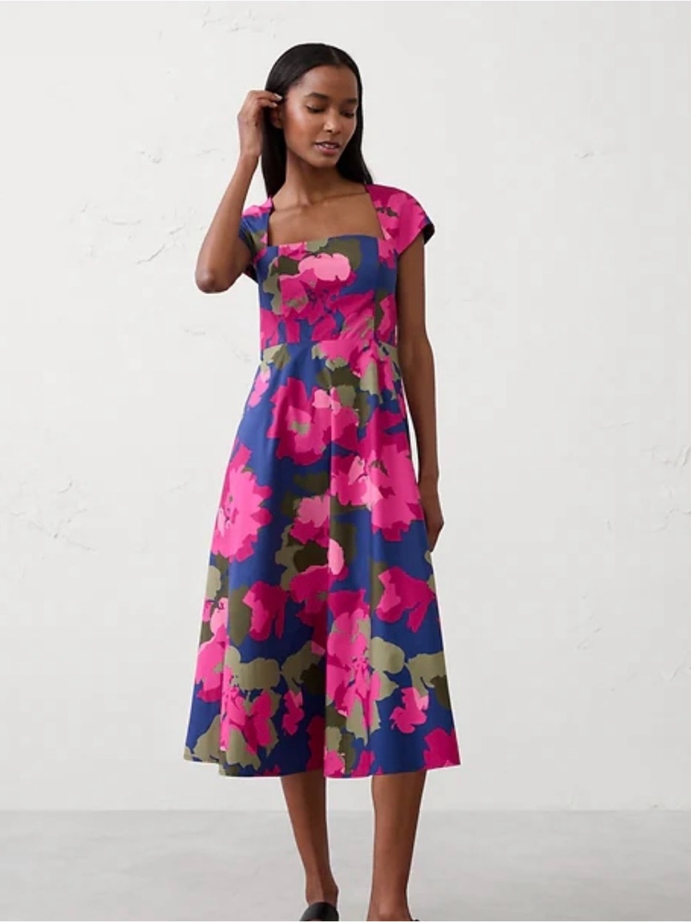 BANANA REPUBLIC FACTORY SQUARE-NECK MIDI DRESS IN BRUSHSTROKE MULTI